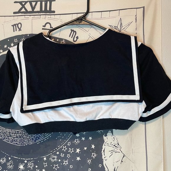 Cute Sailor Scout Shrug - Picture 2 of 2